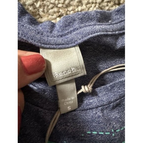 Bench Womens "lost in Paradise" Sleeveless Blue Tank Graphic Size Small Active - Picture 9 of 13